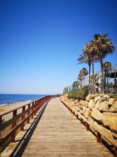 Beachfront Apartment Near Marbella Sitio de Calahonda Extérieur photo